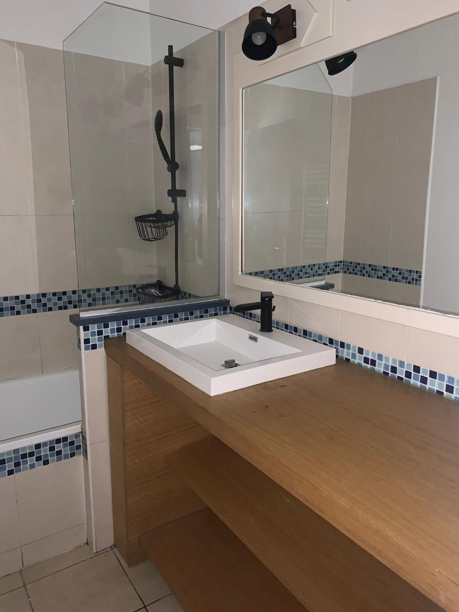 Apartment Heliotel Marine 4* Bord De Mer Saint-Laurent-du-Var Ruang foto